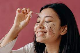 can you use used coffee grounds for face scrub